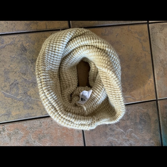 North Face Infinity Scarf/Neck Warmer - Picture 2 of 3